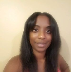 Meet your Posher, Latasha